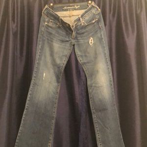 Size 4 favorite boyfriend American Eagle jean
